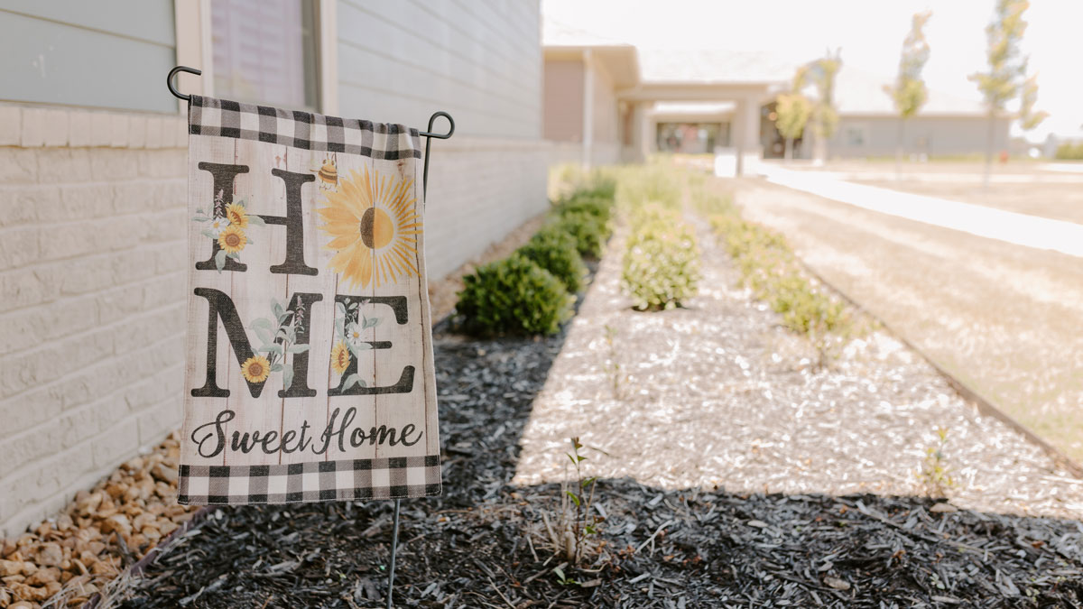 Exterior of Green House Cottages of Walnut Ridge